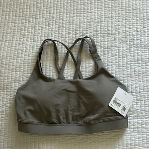 Lululemon energy bra size 8